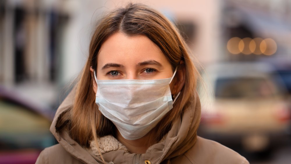 Woman wearing face mask