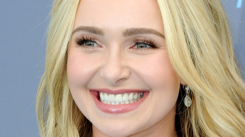 Hayden Panettiere smiling