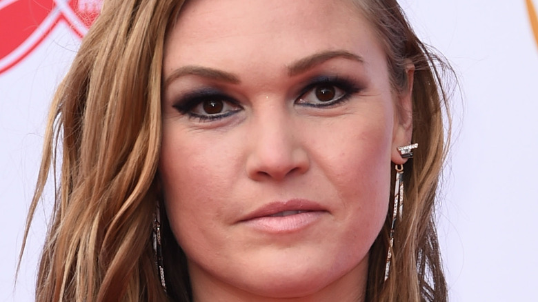 Julia Stiles eyeliner