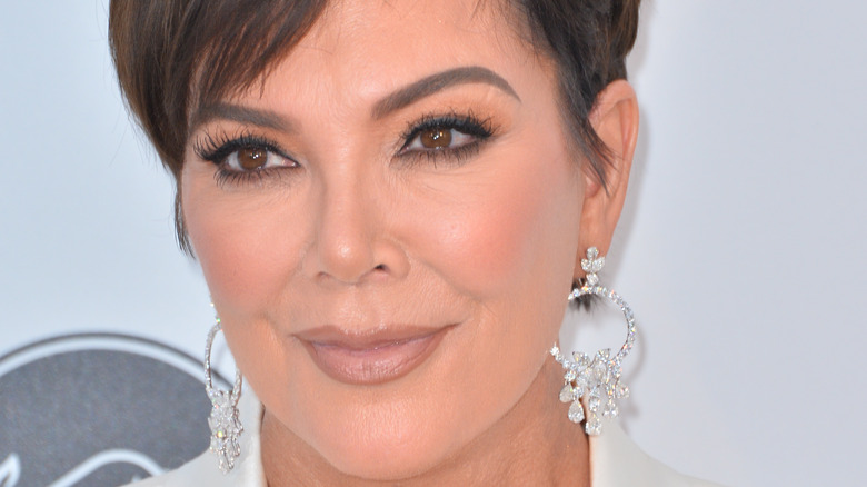 Kris Jenner posing on red carpet