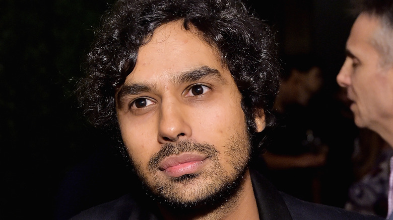 Kunal Nayyar on the red carpet 