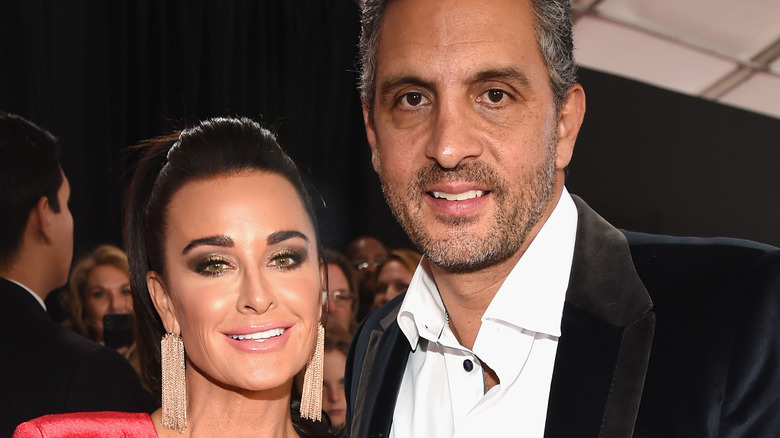 Kyle Richards and Mauricio Umansky at event