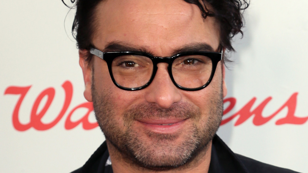 Johnny Galecki smiling at event