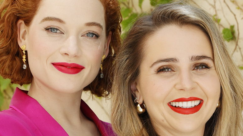 BFFs Jane Levy and Mae Whitman wear a matching bold lip