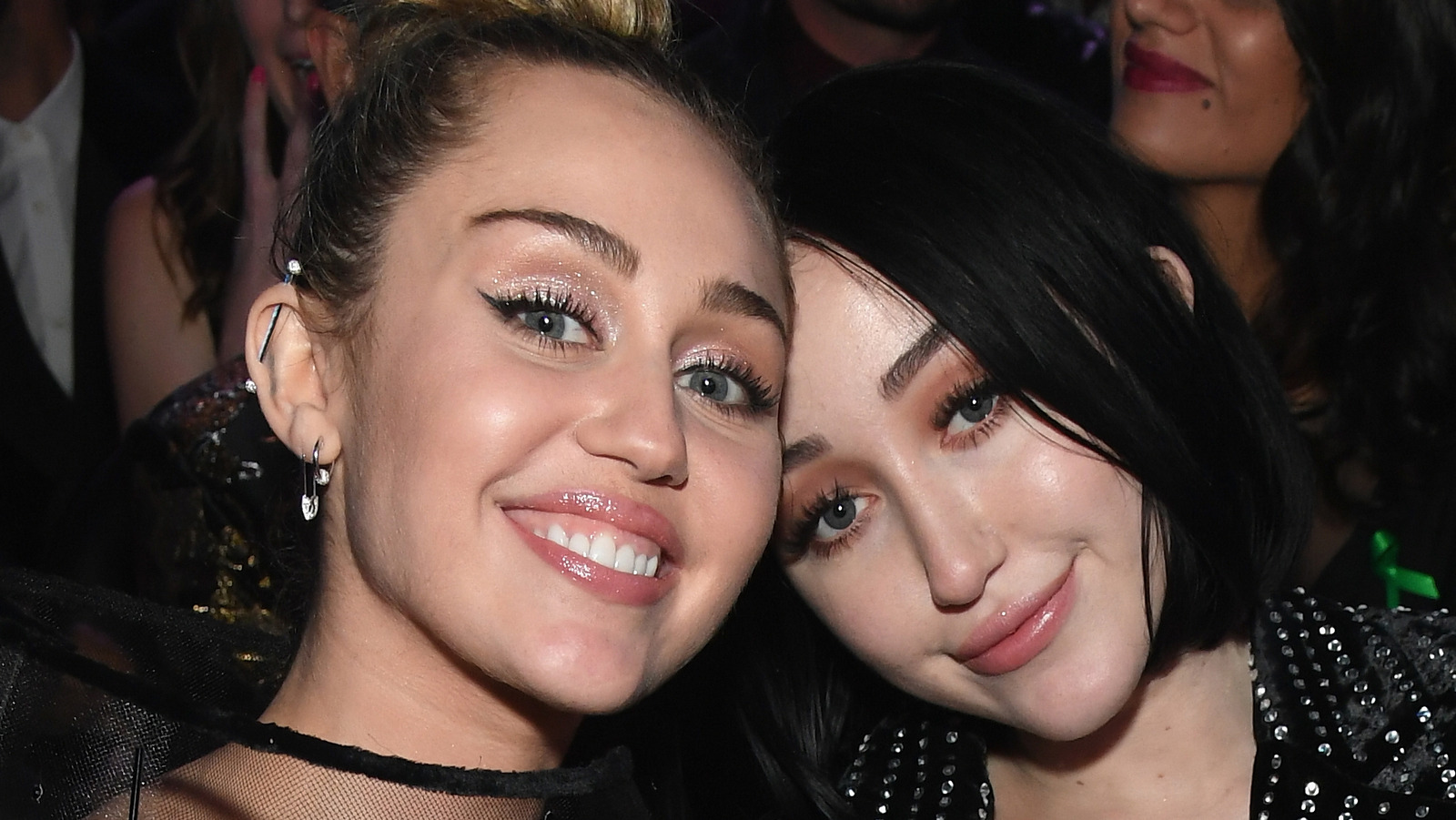 The Truth About Miley Cyrus And Noah Cyrus S Relationship