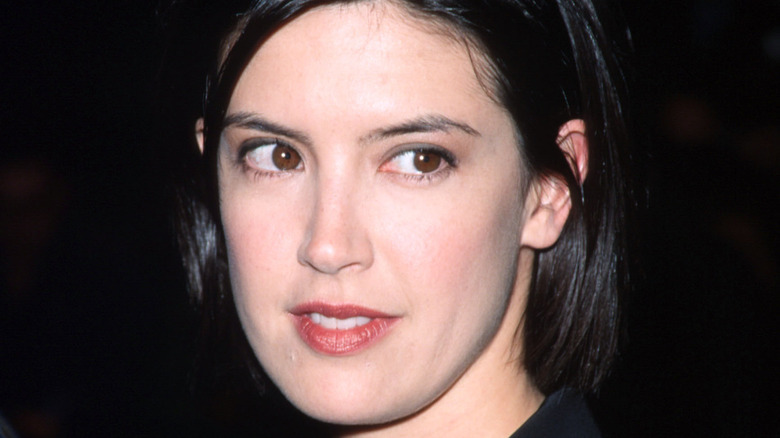 Phoebe Cates on the red carpet 