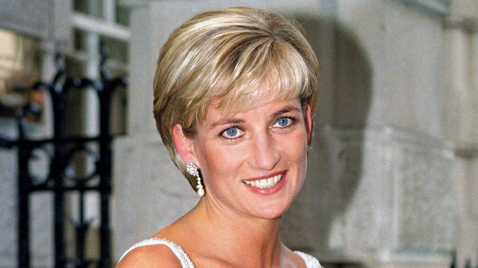 the-truth-about-princess-diana-s-ex-hasnat-khan