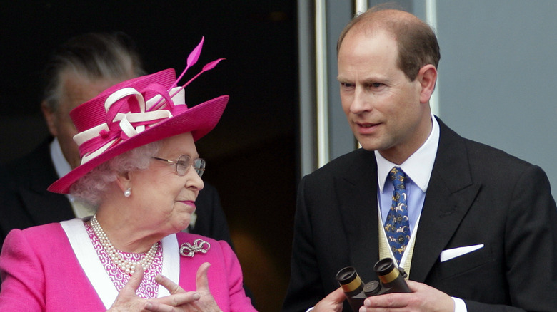 when did queen elizabeth visit prince edward island