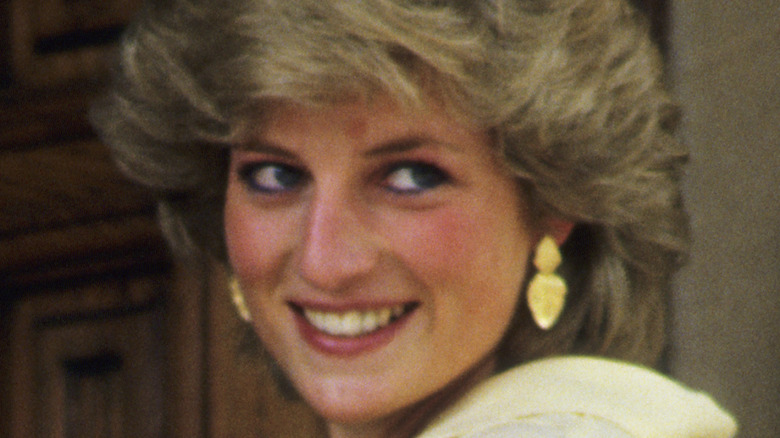 The Truth About Queen Elizabeth's Relationship With Princess Diana