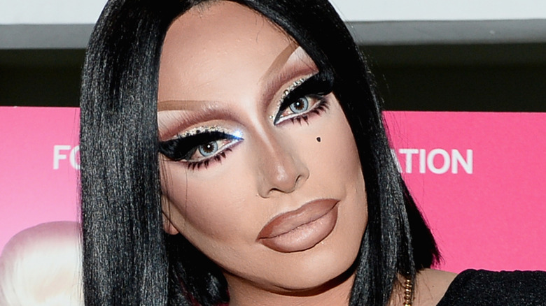 pence Nysgerrighed kradse The Truth About RuPaul's Makeup Artist Raven