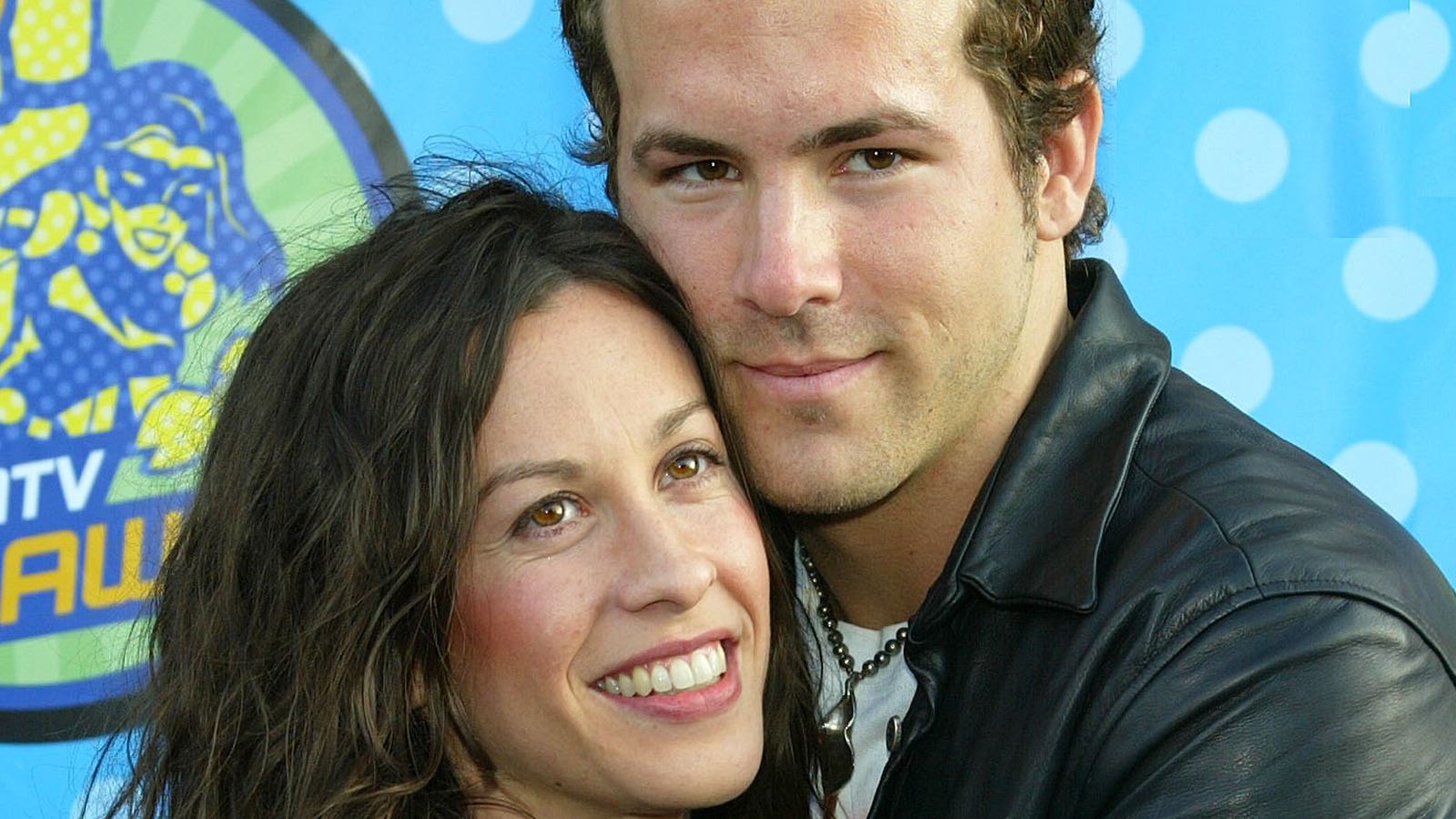The Truth About Ryan Reynolds And Alanis Morissette's Relationship.