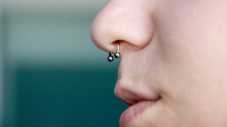 How to Choose the Right Septum Ring for Your Blue Hair - wide 4