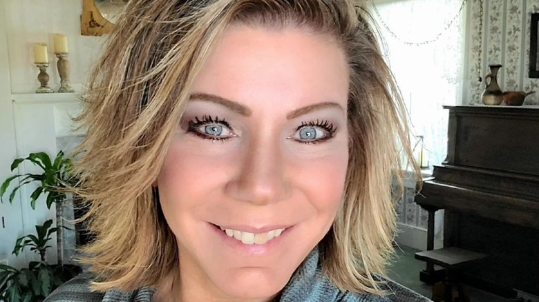 Sister Wives star Meri Brown takes a selfie