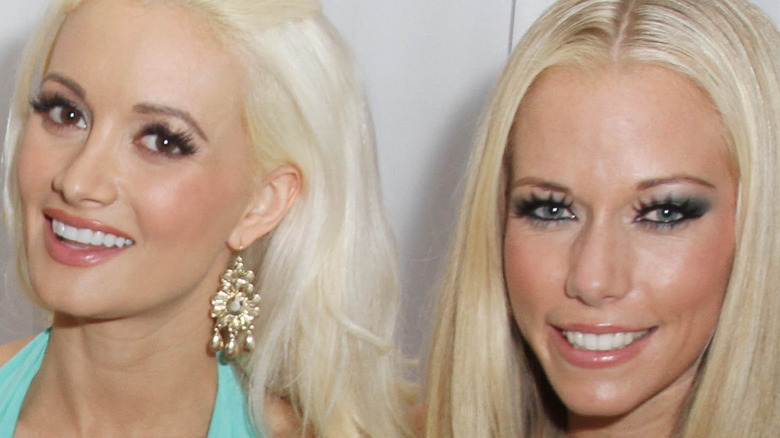 Holly Madison, Kendra Wilkinson