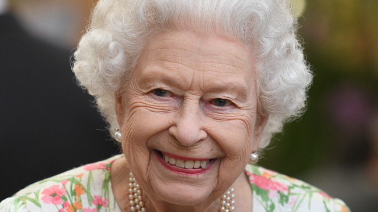 Queen Elizabeth smiling 