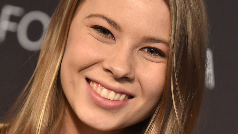 Bindi Irwin smiling on red carpet