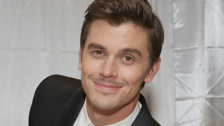 Antoni Porowski in a tux