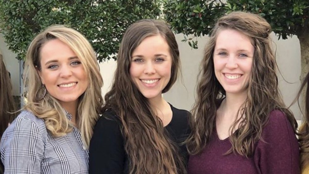 Girl married duggar oldest not Here’s Why