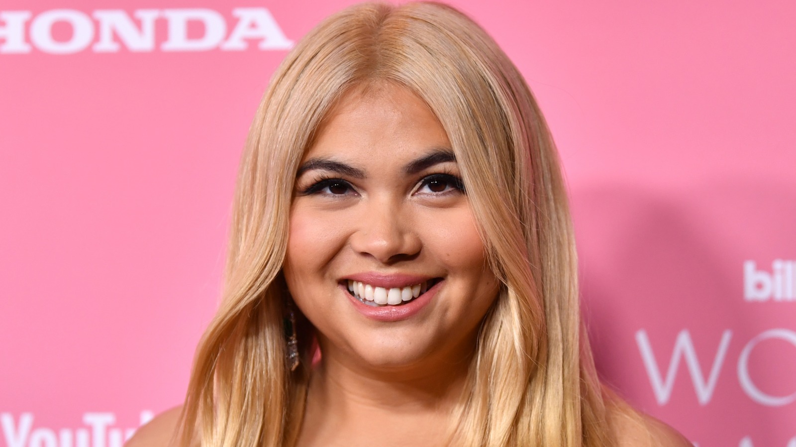 Hayley Kiyoko's Iconic Blue Hair - wide 3