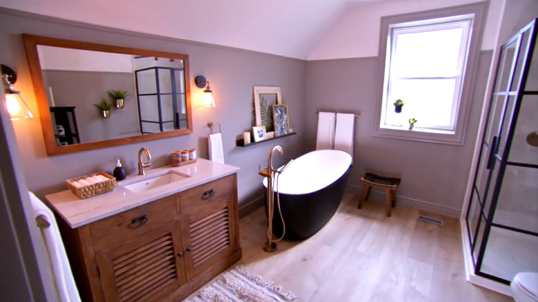 Updated bathroom featured on Vacation House Rules