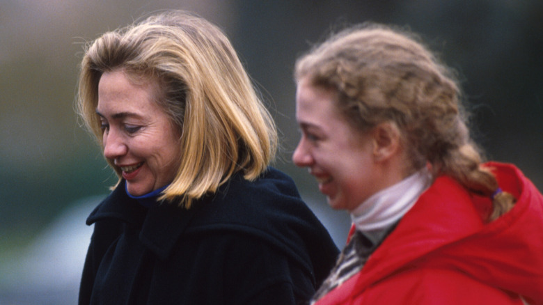 Hillary Clinton, Chelsea Clinton walking