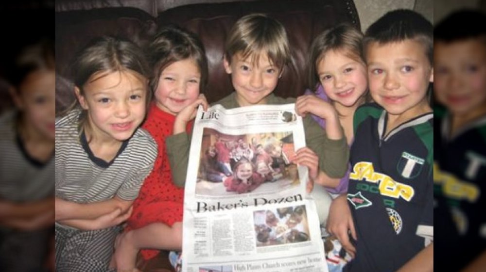 Kids by the Dozen stars