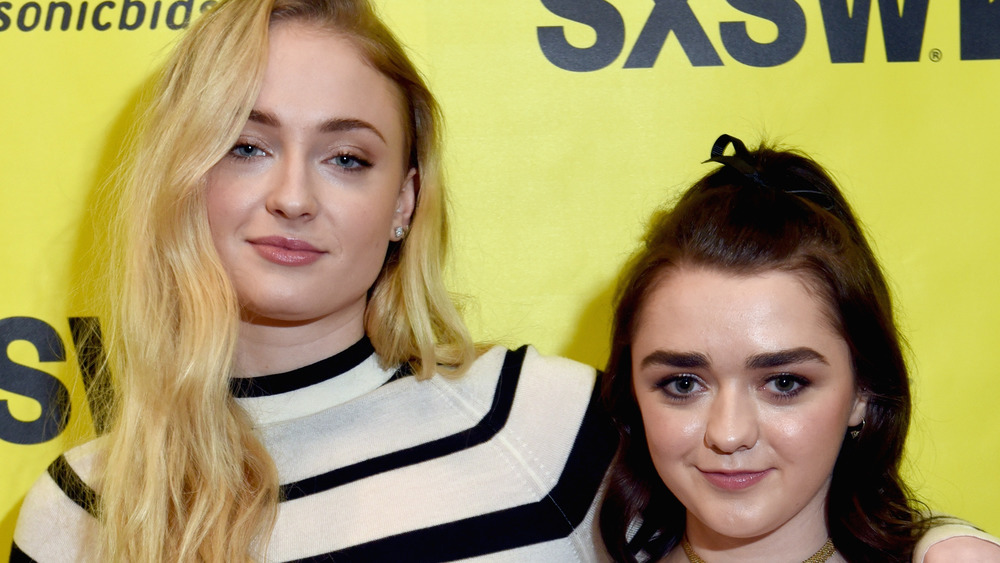 Sophie Turner and Maisie Williams on the red carpet