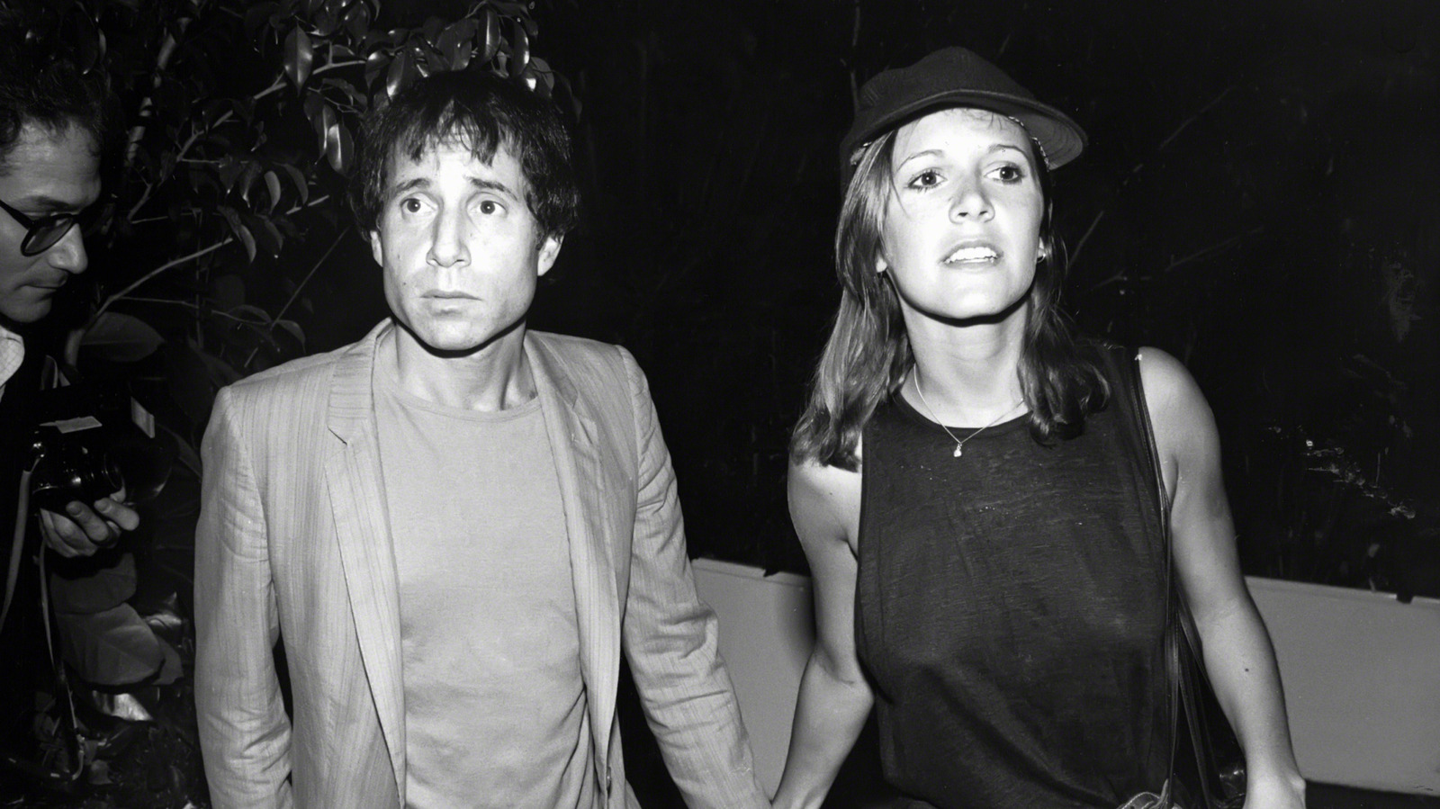 The Ups And Downs Of Carrie Fisher & Paul Simon's Rollercoaster Relationship