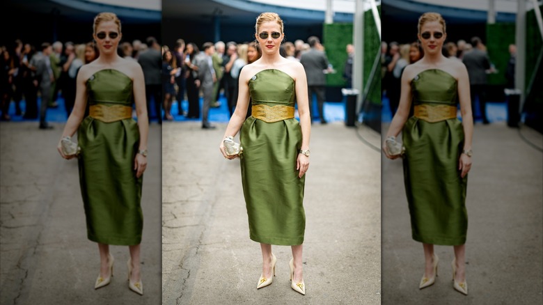 Taylor Dearden posing