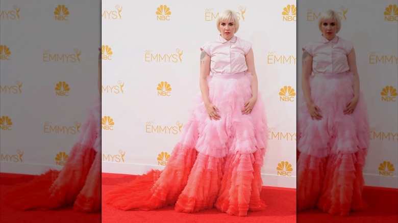 Geena Davis in an ombre pink dress