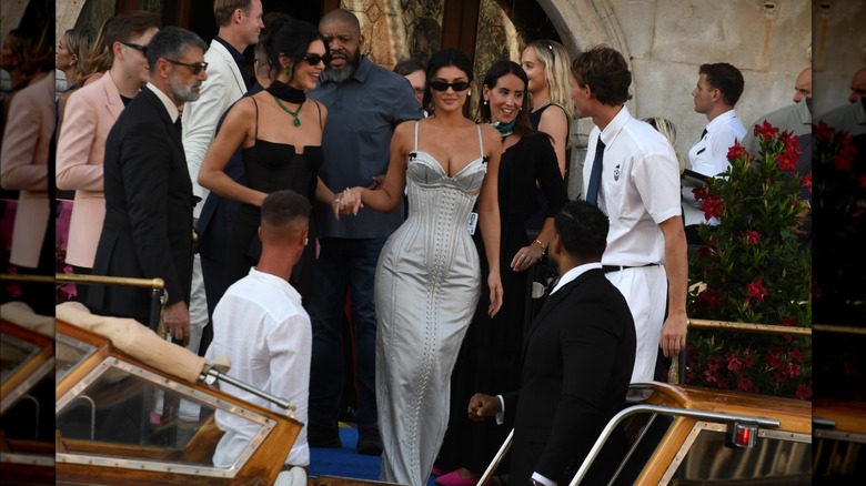 Kendal and Kylie Jenner smiling