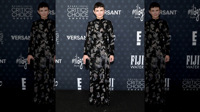 Ginnifer Goodwin posing