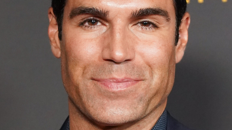 Jordi Vilasuso on the red carpet