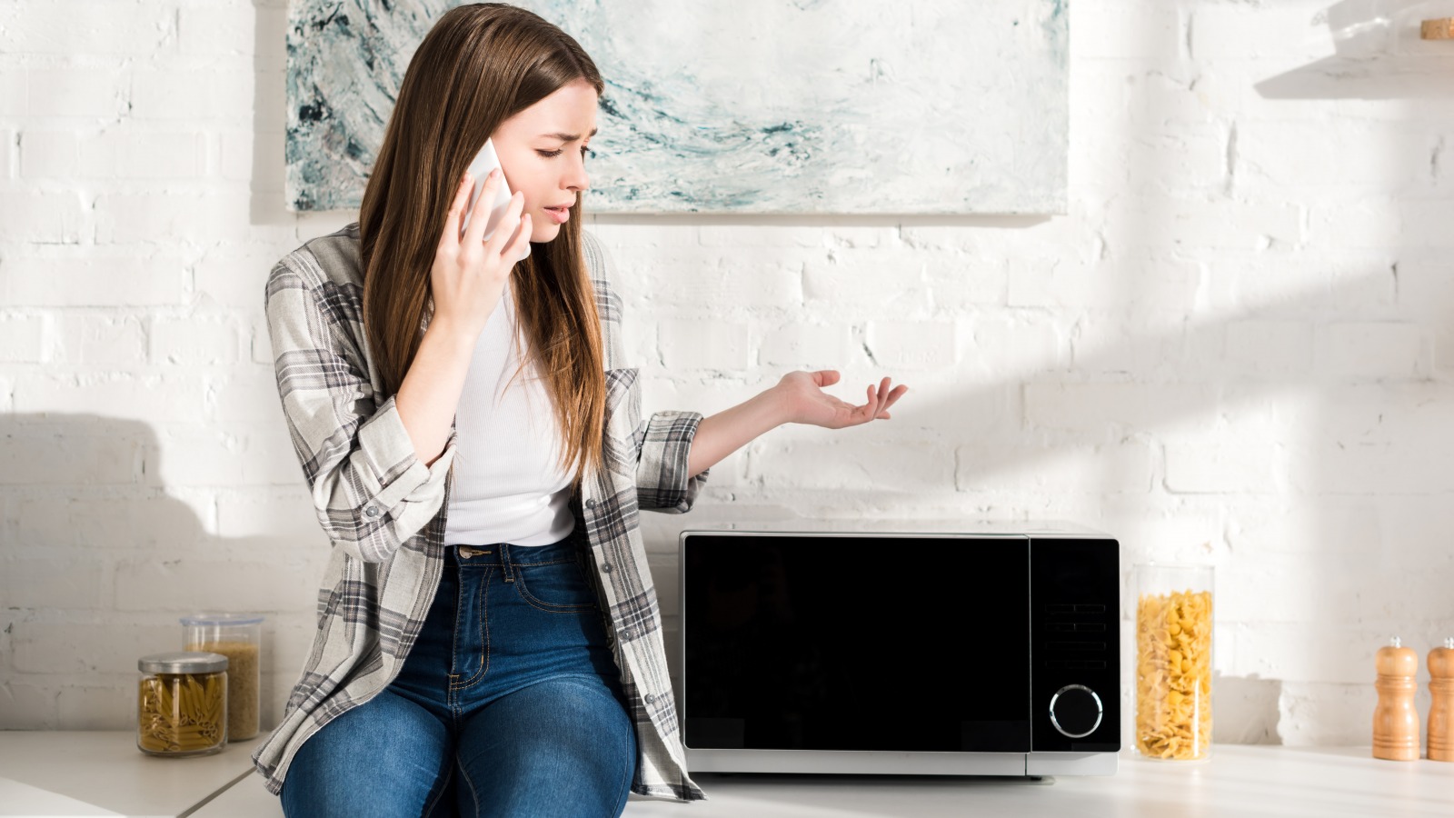 These 4 Things Produce The Most Radiation In Your Home, According To An Environmental Toxin Expert