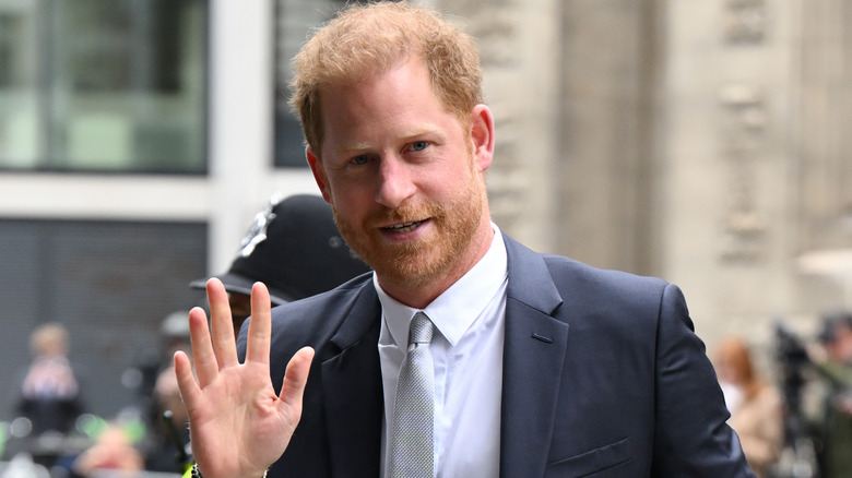 Prince Harry waving 