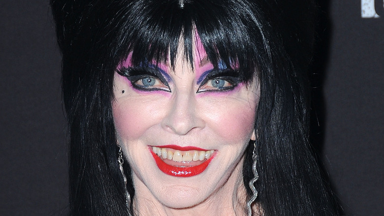 Elvira on the red carpet