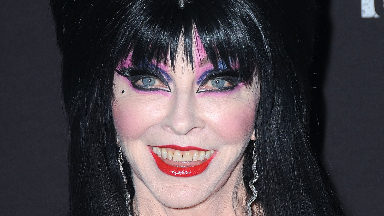 Elvira Makeup