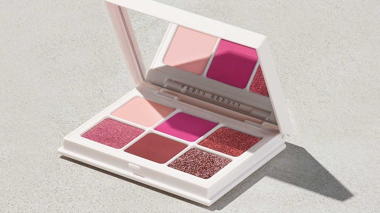 Fenty Beauty's Snap Shadows Mix & Match Eyeshadow Palette in Rose