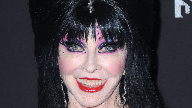 Elvira on the red carpet