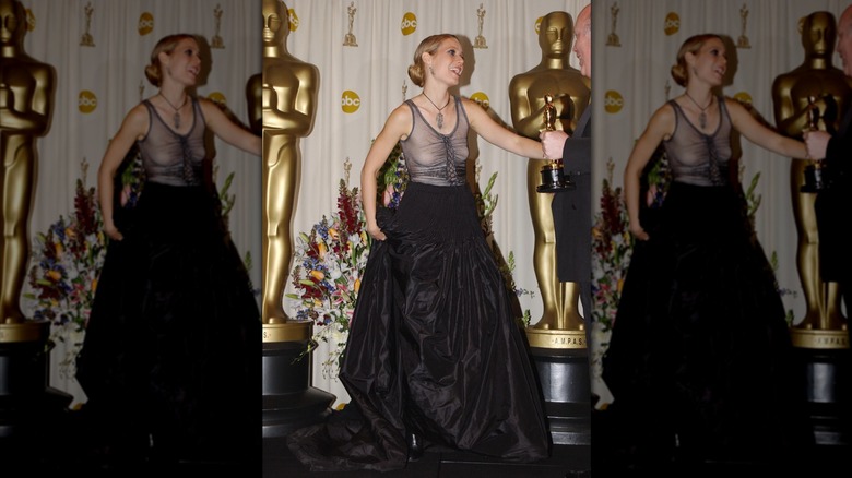 Gwyneth Paltrow at the 2002 Oscars