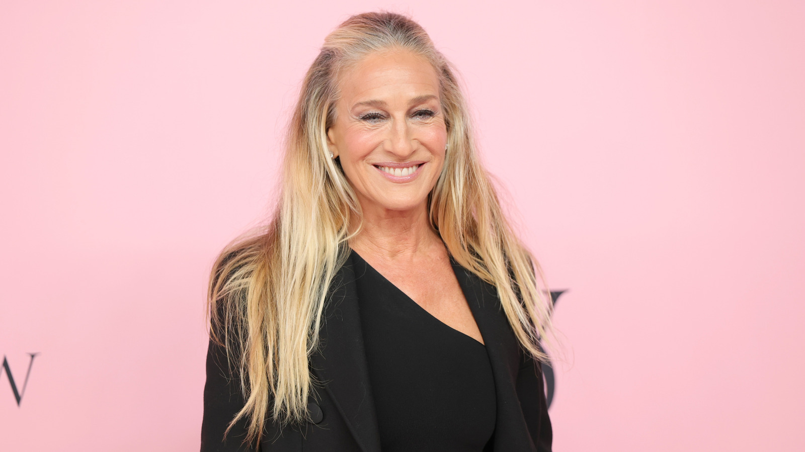 <a href="https://www.thelist.com/2177324/celebs-over-60-best-hair-in-hollywood/" target="_blank">These Celebs Over 60 Have The Best Hair In Hollywood</a>