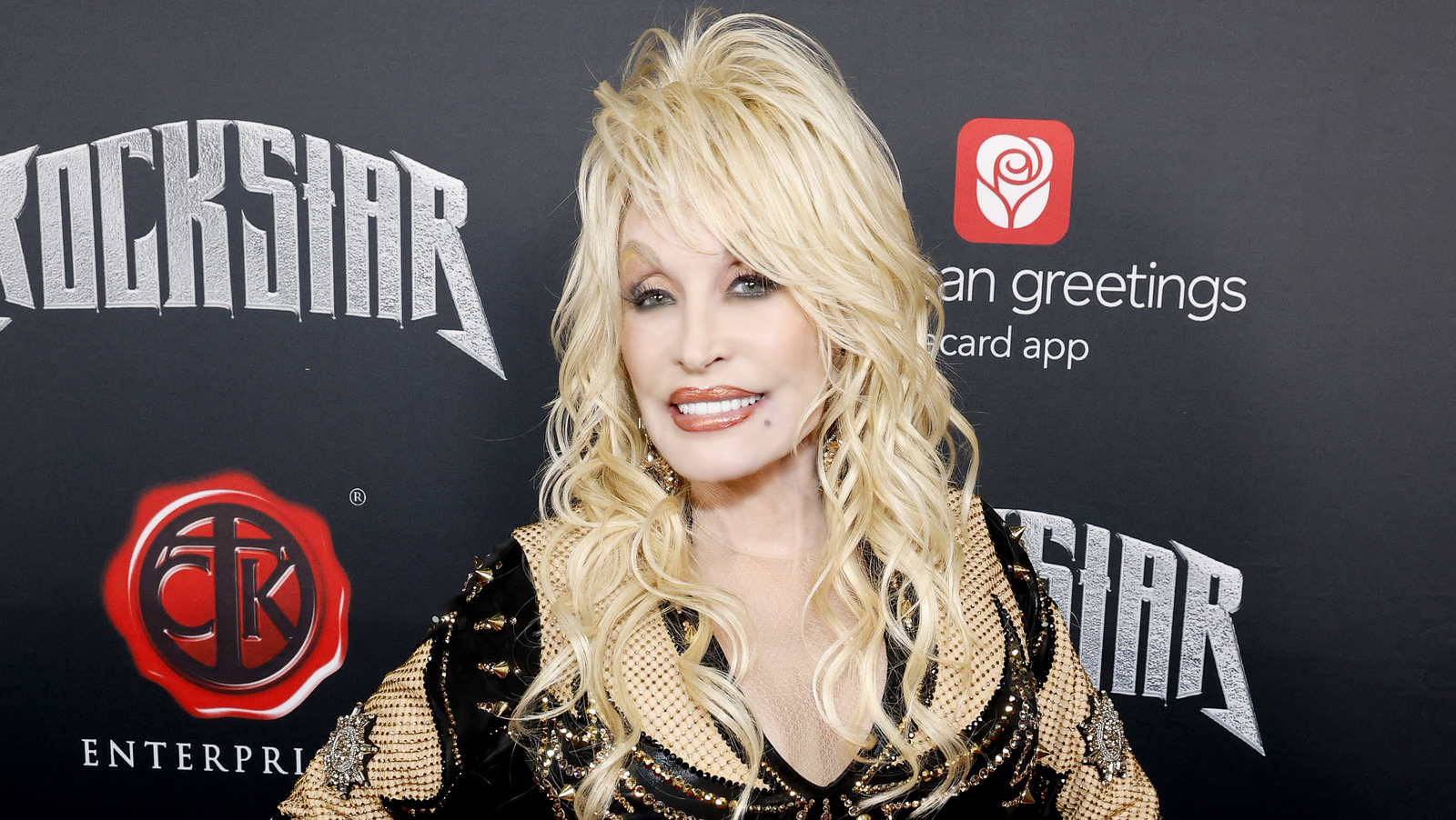 These Dolly Parton Perfume Gift Sets Are Perfect For Country Music Fans
