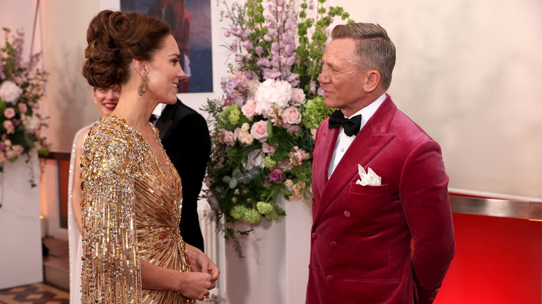 Kate Middleton chatting with Daniel Craig at the world premiere of "No Time to Die"