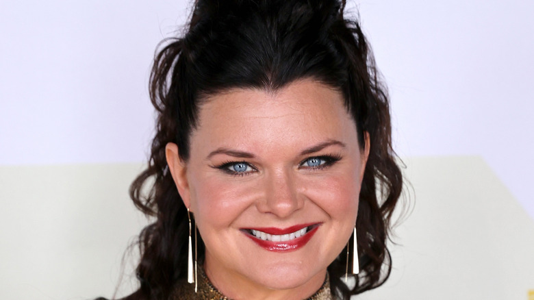 Heather Tom smiling