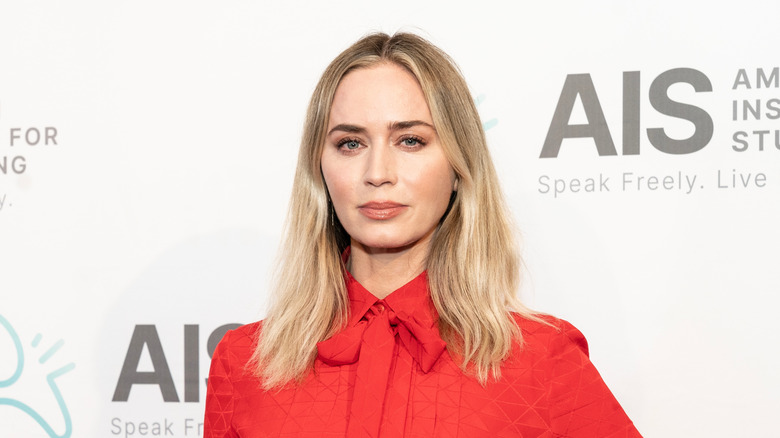 Emily Blunt posing on the red carpet of the AIS Gala.
