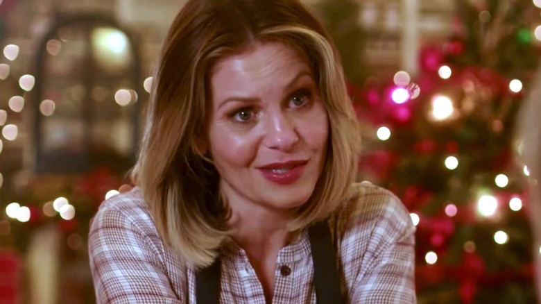 2022 Hallmark Christmas Connection Actress Things In Hallmark Christmas Movies That Only Adults Notice