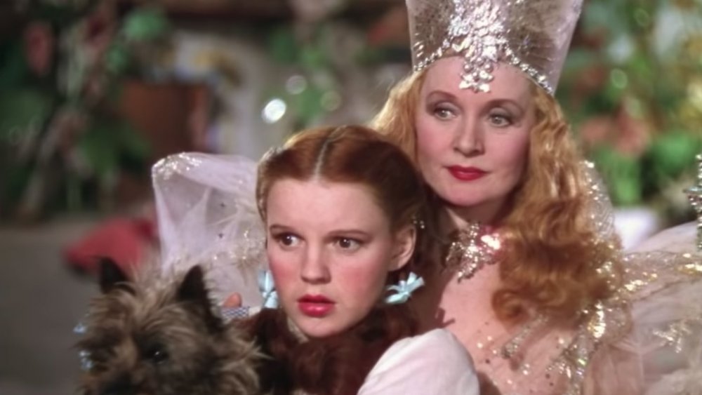 the-wizard-of-oz-things-only-adults-notice-in-the-classic-movie
