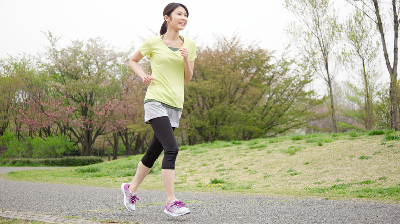 woman running exercise