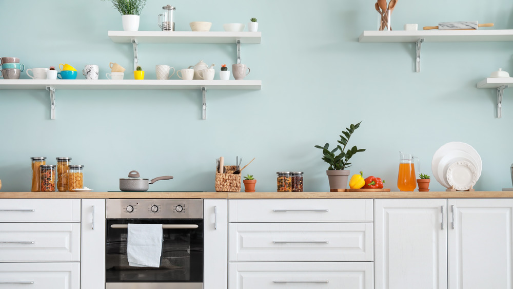 clean kitchen counter