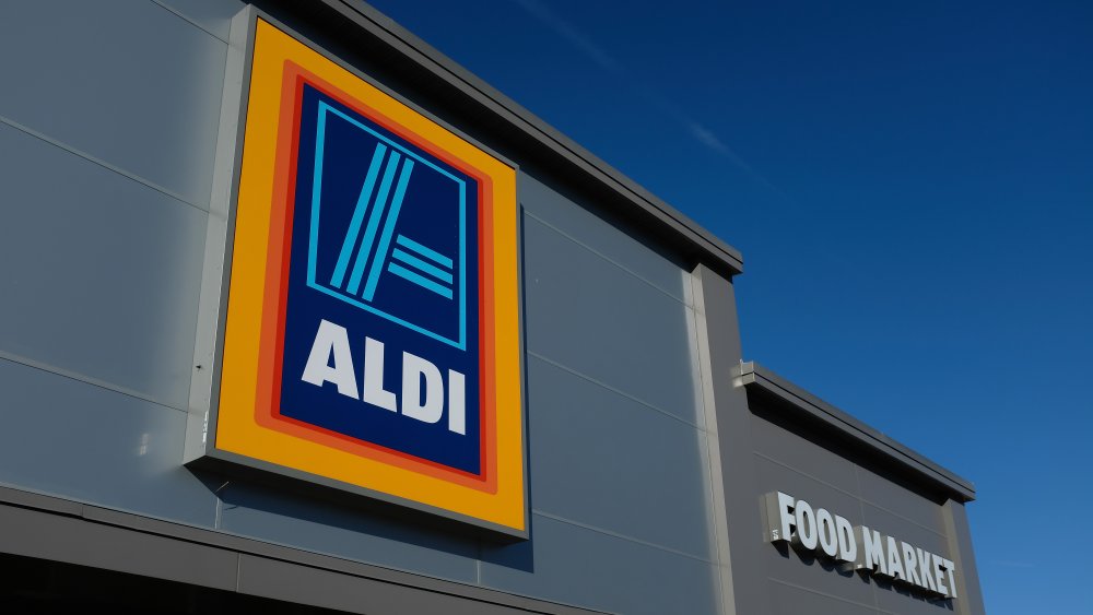 Aldi storefront